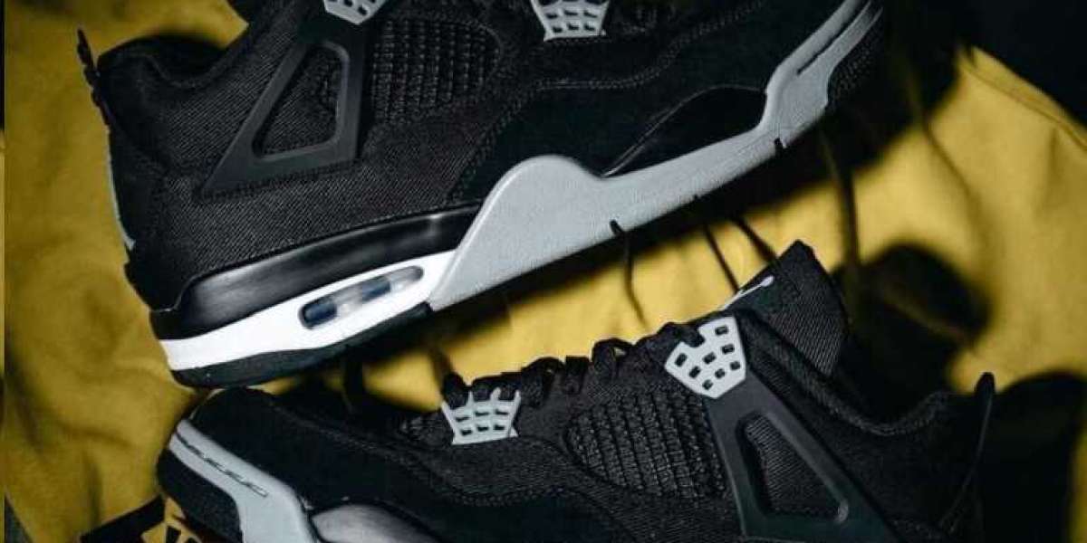 Air Jordan 4 Retro SE: una delizia natalizia