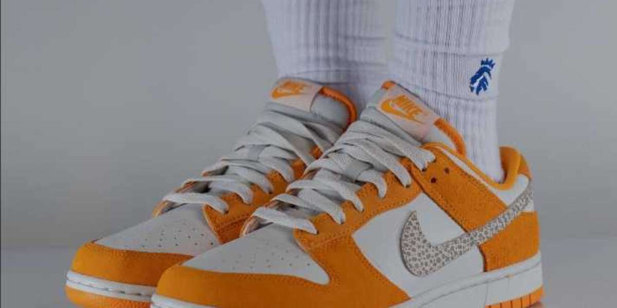 Nike Dunk Low Safari Kumquat: Holiday Festivity