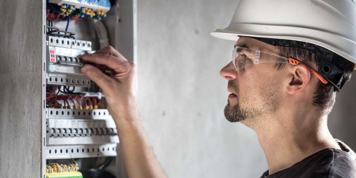 Top Electrical Contractors in Calgary: Experts for Quality Service