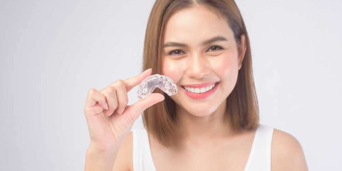 How Do Aligners on Teeth Work? A Step-by-Step Explanation