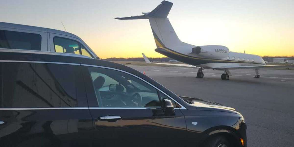 Luxury and Reliability: Why IQ Transportation Offers the Best Airport Limo Service in Connecticut