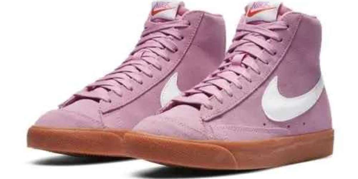 探索經典與潮流的碰撞：Nike Blazer Mid 77的時尚之旅